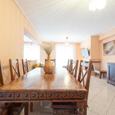 Luxury And Spacious Apt For 6 Guests Athens Exterior photo