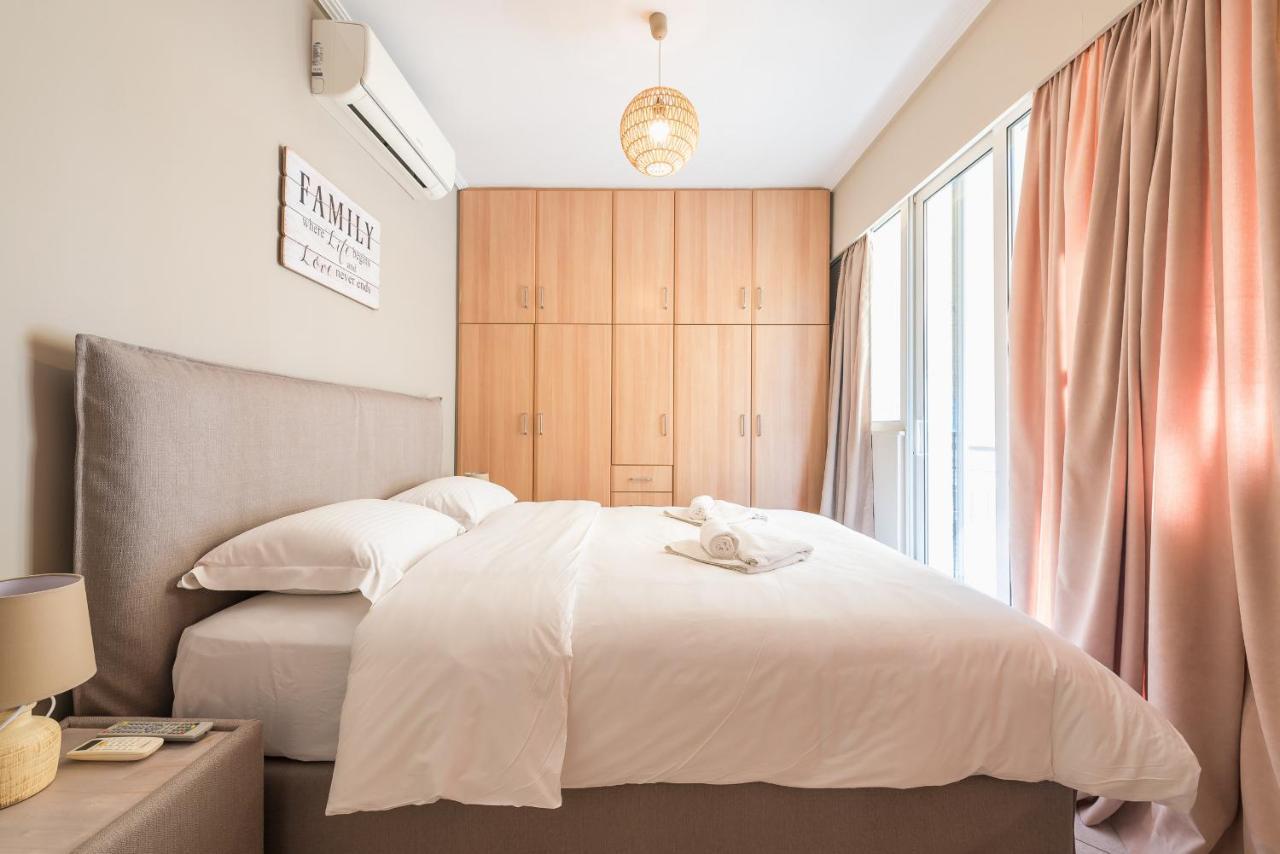Luxury And Spacious Apt For 6 Guests Athens Exterior photo