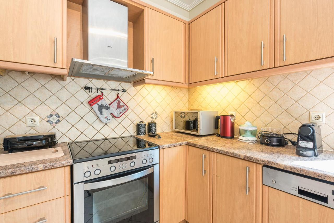 Luxury And Spacious Apt For 6 Guests Athens Exterior photo