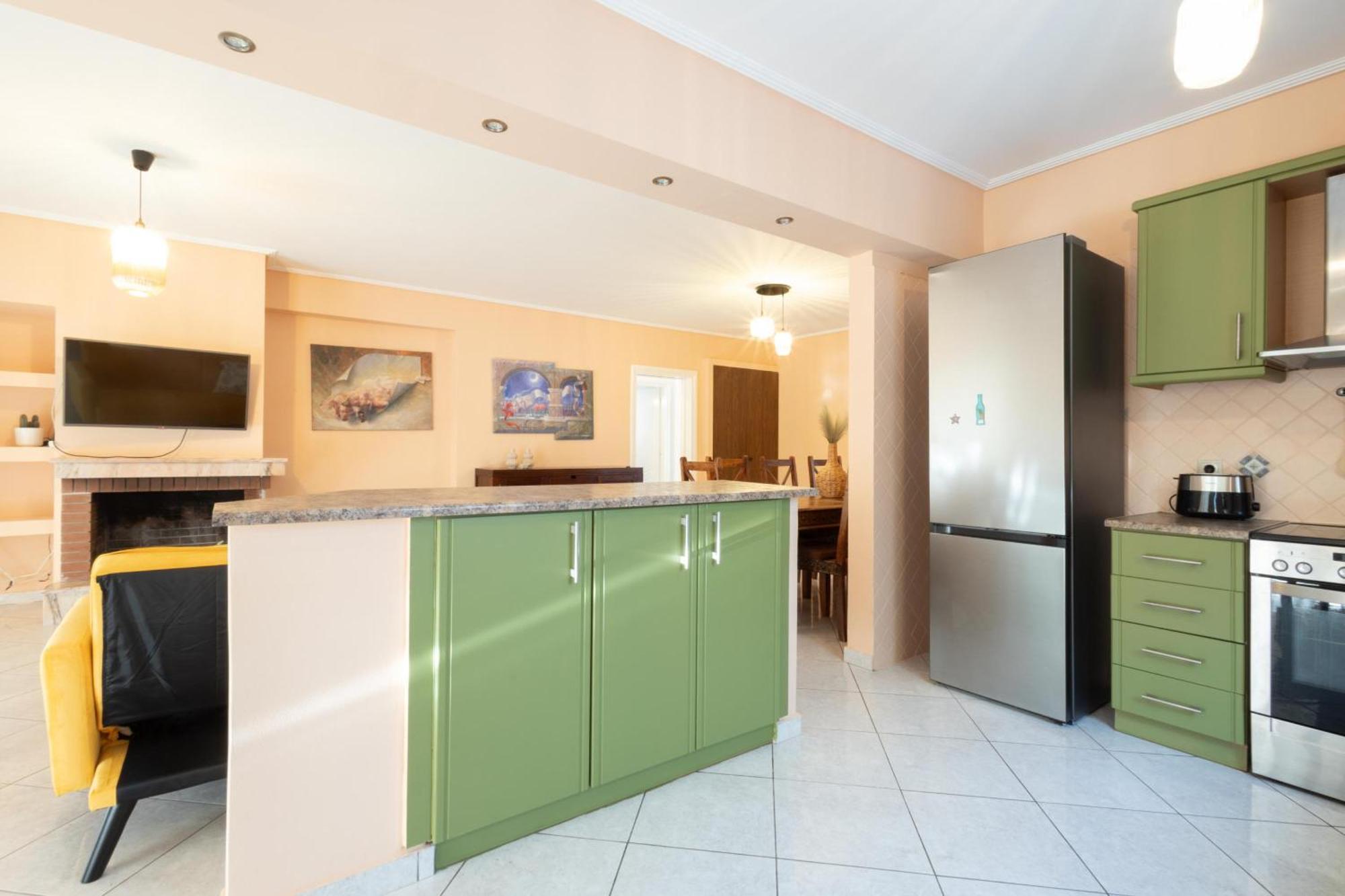 Luxury And Spacious Apt For 6 Guests Athens Exterior photo